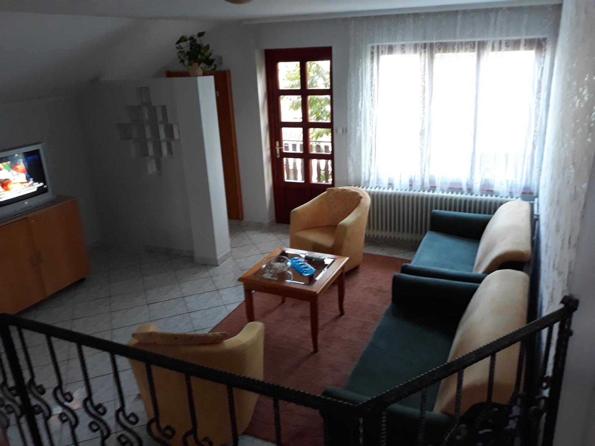 Rozsa Apartman 伦蒂 外观 照片